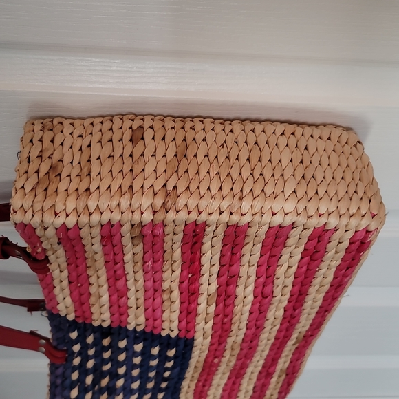 Americana Straw Pocketbook - Picture 4 of 15